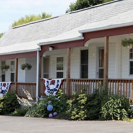 Hillside Motel Лурей Екстериор снимка