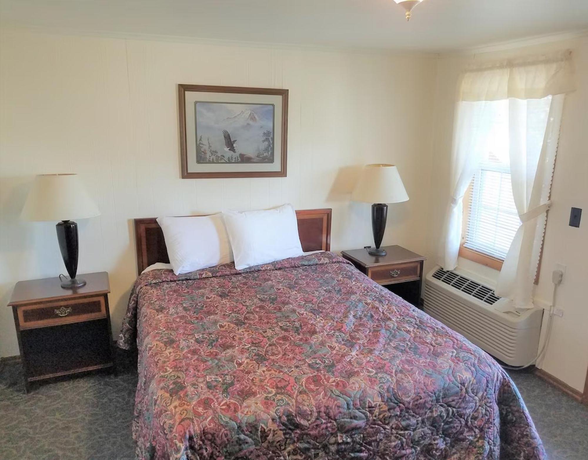 Hillside Motel Лурей Екстериор снимка